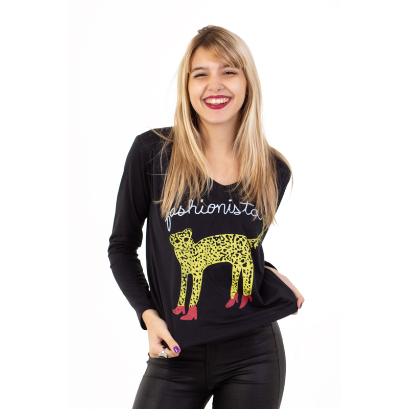 REMERA CORTA ESTAMPADA MANGA LARGA NEGRO - FASHIONISTA