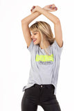 REMERA MANGA CORTA ESTAMPADA GRIS FLUO - YOU CAN