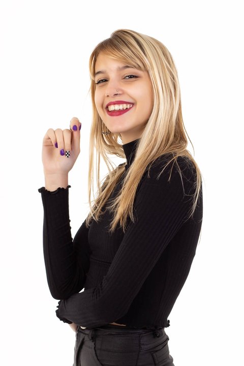 POLERA MEDIA MANGA LARGA NEGRO